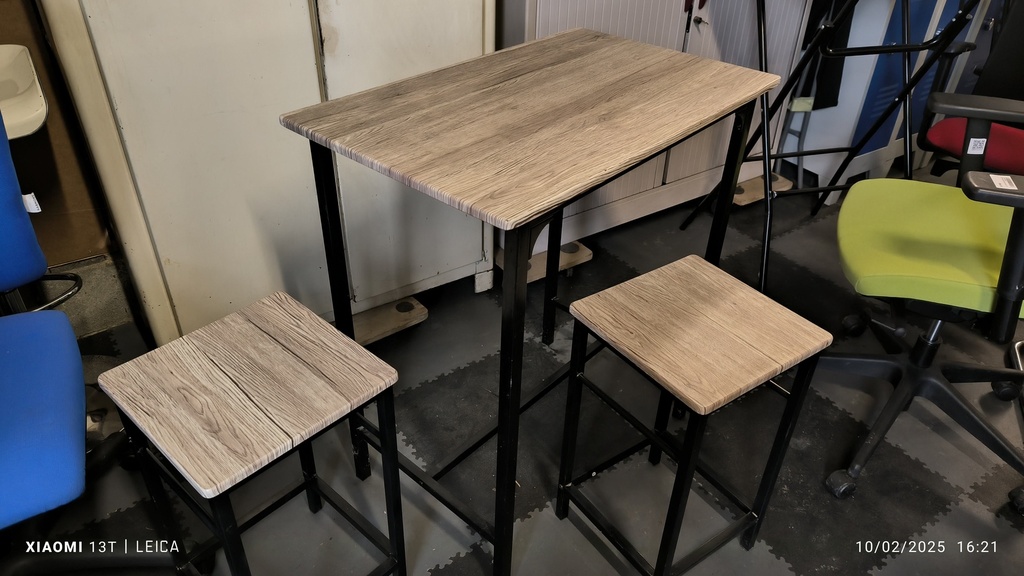 Tabouret style industriel Ikéa