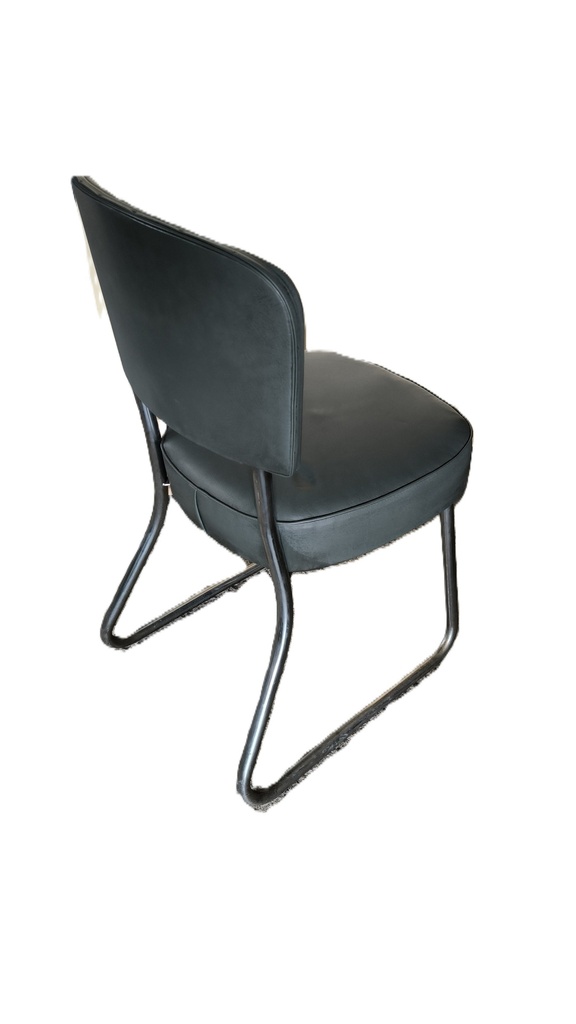 Chaise vintage grise simili cuir