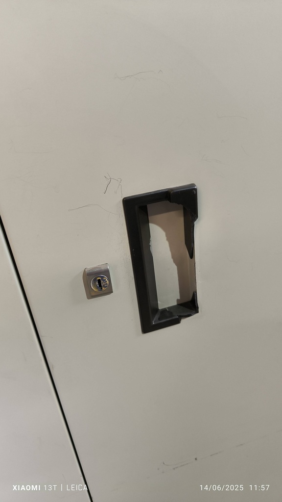 Armoire métallique 371   2 portes glissières