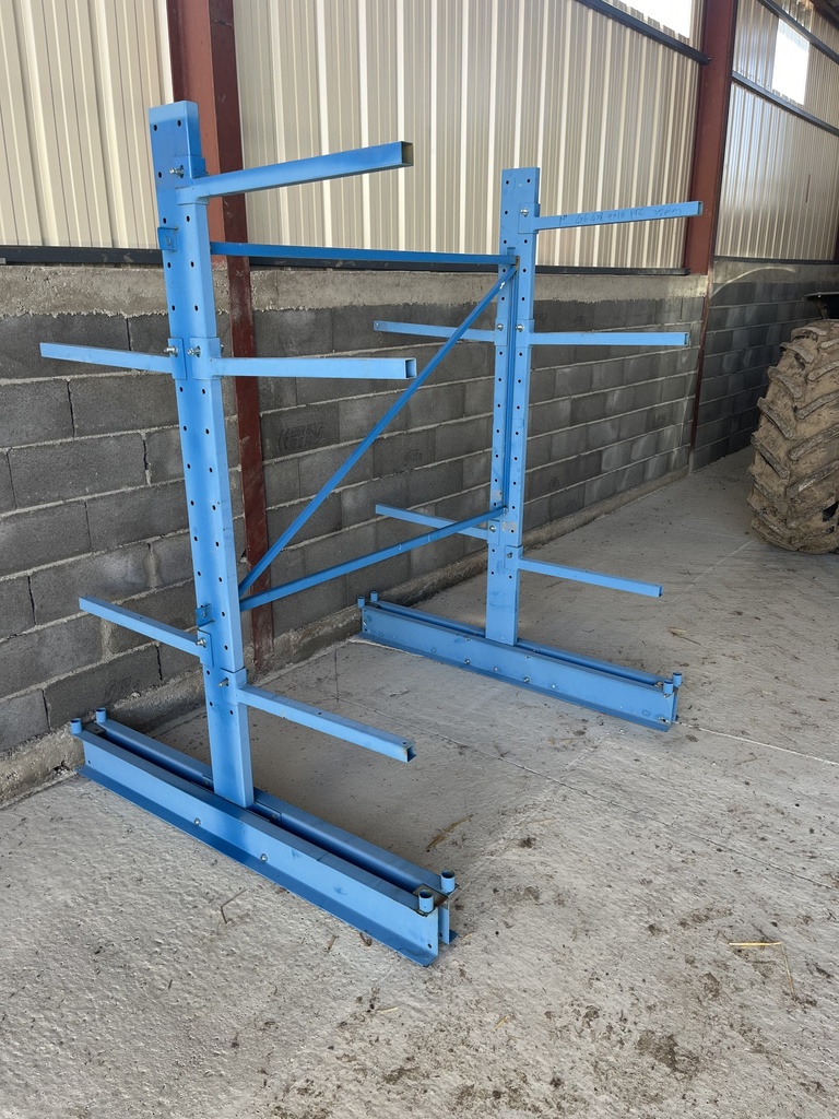 Cantilever/rack d'atelier bleu