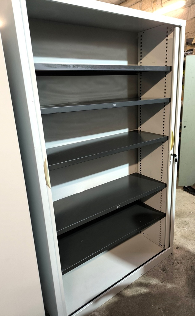 Armoire métallique 428 à rideaux