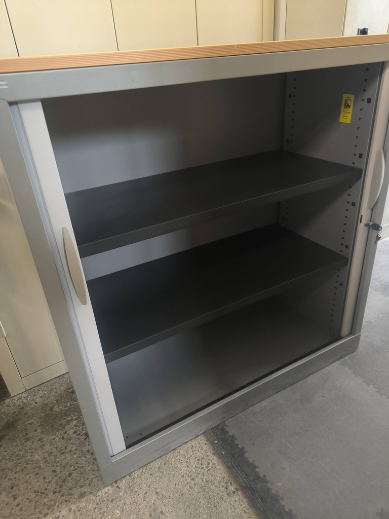 Armoire basse 440 à rideaux 100cm