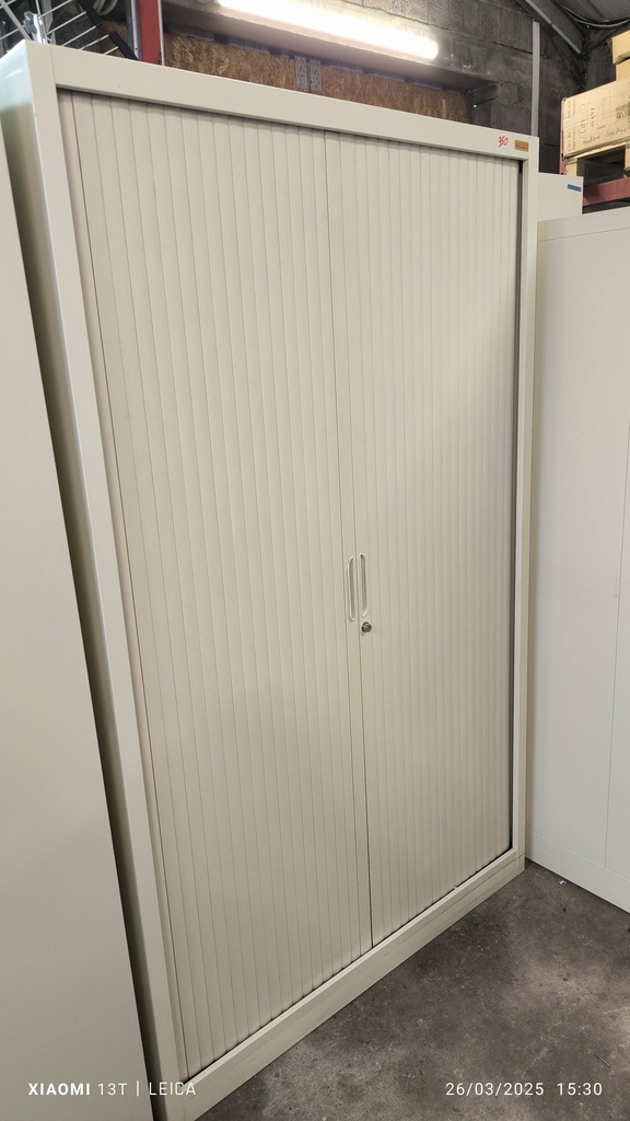 Armoire métallique 352 à rideaux