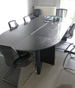 Grande table de réunion noire