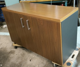 Armoire bois basse 2 portes