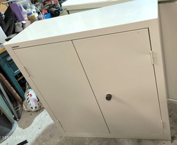 [Z4] Armoire basse 421 à rideaux 100cm